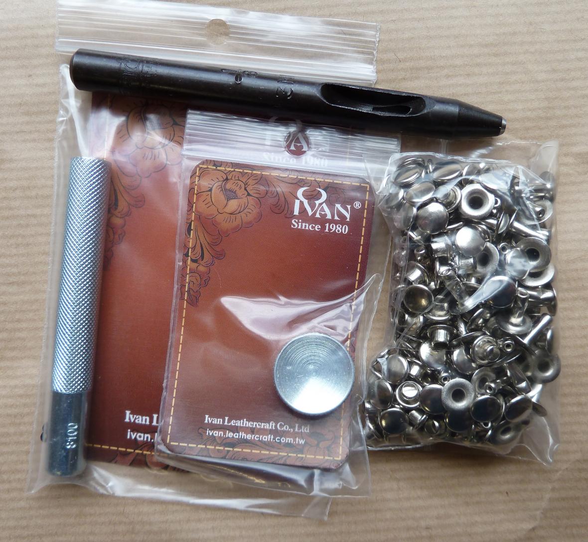 leather armour tool kit